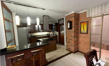CASA EN VENTA SECTOR SAN JOSÉ - SABANETA
