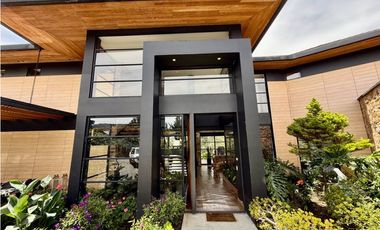CASA CAMPESTRE EN ARRIENDO. ALTO DEL ESCOBERO