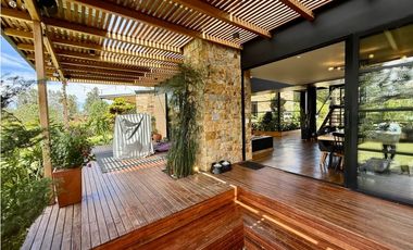 CASA CAMPESTRE EN ARRIENDO. ALTO DEL ESCOBERO