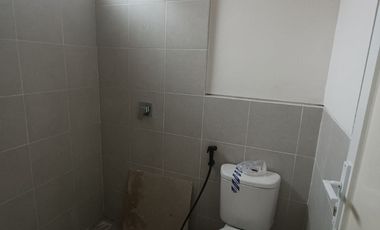 Disewakan Rumah Amesta living gunung anyar ada AC