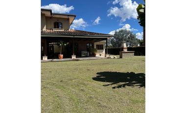 Venta de casa en llanogrande
