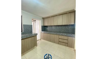 SE VENDE CASA EN EL BARRIO JARDN