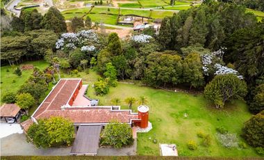 Casa campestre en  Arriendo en el Alto de Palmas