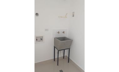 VENTA DE APARTAMENTO NUEVO EN AVE. CENTRAL CALIDONIA - 7145JD