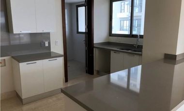 VENTA DE APARTAMENTO EN SANTA MARIA PH GREEN VIEW 215M2 JP