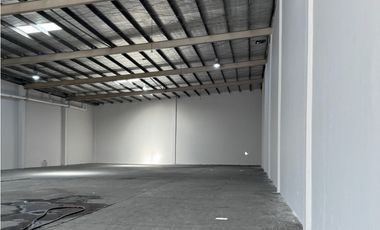 Galera en alquiler  Parque Industrial Costa del Este (PD)