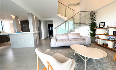 VENTA DE  APARTAMENTO PENTHOUSE EN PH SIMJA - ALTOS DEL GOLF (20)