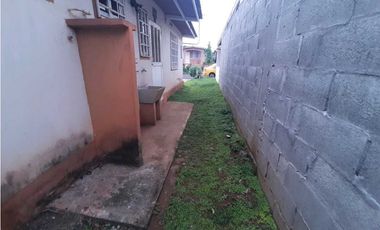 VENDO CASA EN LA CHORRERA RESIDENCIAL VILLA REAL