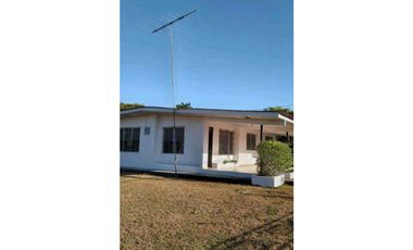 Copia de ALQUILO CASA EN SANTIAGO