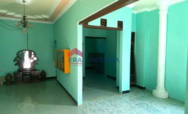 Jual Rumah Dengan Halaman Belakang Luas Full Furnished di Prambon