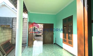 Sewa Rumah Siap Huni Ada Halaman Belakang Luas di Prambon Nganjuk