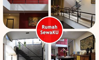 Exclusive Boarding House for Rent in Pondok Indah-Close To Pondok Indah Mall