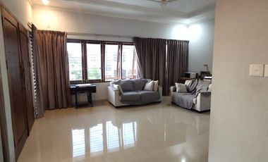 Rumah Cantik Dijual dalam komplek tengah kota balikpapan