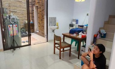 Dijual Rumah Mewah, 2 lantai di Komp. Poris Paradise Eksklusif, Rapi