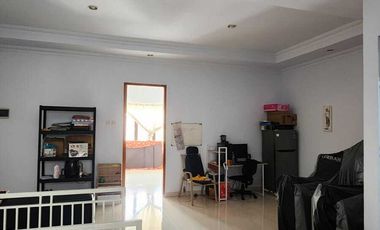 Dijual Rumah Mewah, 2 lantai di Komp. Poris Paradise Eksklusif, Rapi