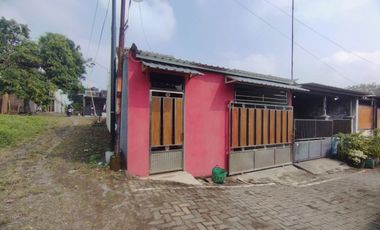 Rumah Cantik Siap Huni Sdh Pagar+Canopi di Plesungan Dekat ke Solo