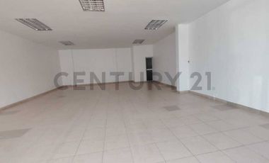 ALQUILO LOCAL COMERCIAL EN CENTRO COMERCIAL AL SUR/OESTE DE GUAYAQUIL