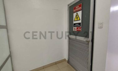 ALQUILO LOCAL COMERCIAL EN CENTRO COMERCIAL AL SUR/OESTE DE GUAYAQUIL