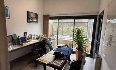 Vendo exclusiva propiedad en zona Norte de la ciudad de Paraná