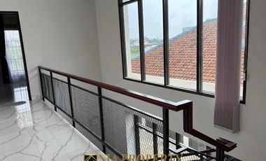 Rumah Cantik 2 Lantai Siap Huni di Cibodas, Pacet, Cianjur Puncak