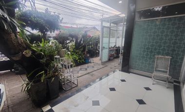 DIJUAL RUMAH MEWAH SIAP HUNI LOKASI STRATEGIS DEPAN POM BENSIN