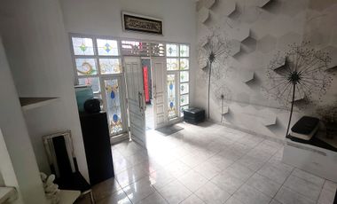 DIJUAL RUMAH MEWAH SIAP HUNI LOKASI STRATEGIS DEPAN POM BENSIN