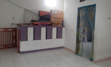 Tingkat 2 Lantai, Kokoh dan Terawat, Murah, Posisi Strategis