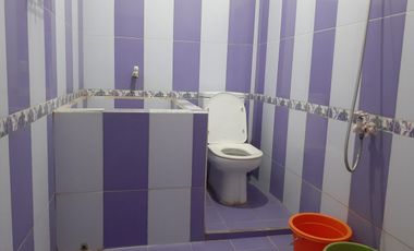 Tingkat 2 Lantai, Kokoh dan Terawat, Murah, Posisi Strategis