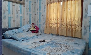 Tingkat 2 Lantai, Kokoh dan Terawat, Murah, Posisi Strategis