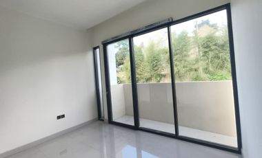 Hanya 400m dri Borma Permata Gadobangkong! Rumah Baru 3Tidur di Cimahi