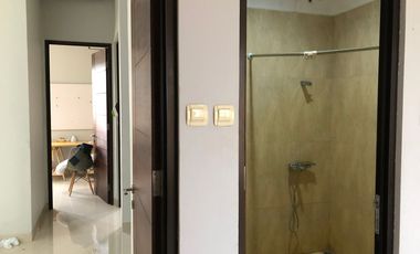 DISEWAKAN Townhouse BINTARO pet friendly semi furnished, tangerang