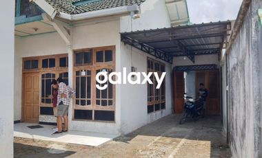 Dijual Rumah Dan Ruko Di Pasar Playen - AR