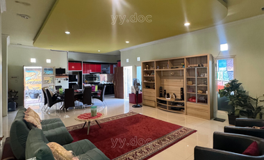 Rumah 2 Lantai Gang Sampurna MT Haryono, Balikpapan