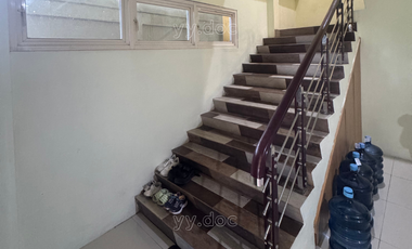 Rumah 2 Lantai Gang Sampurna MT Haryono, Balikpapan