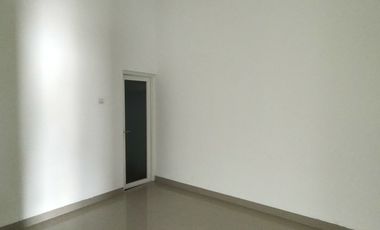 Rumah Baru 2 Lantai  Siap Huni di Semarang Timur