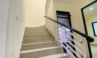 JUAL CEPAT RUMAH GADING RESIDENCE KELAPA GADING 2 SETENGAH LANTAI JEN