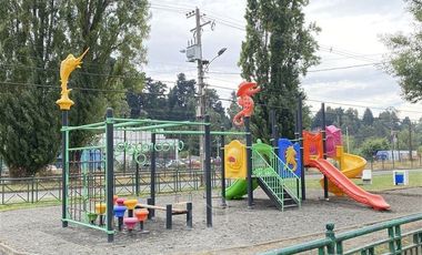 Casa en Arriendo en COD38703 Parque Costanera II