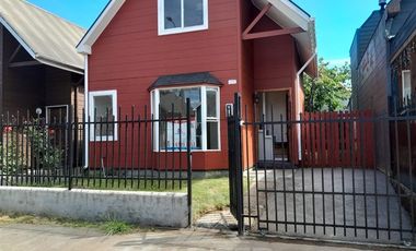 Casa en Arriendo en COD38703 Parque Costanera II