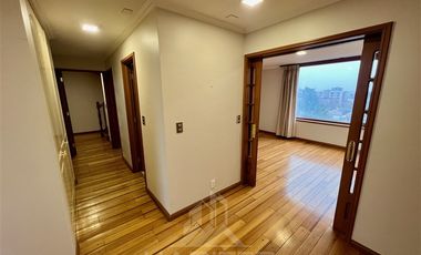 Departamento en Venta en COD39096 Gran Departamento de 3 Pisos Sector Av. Alemania Temuco