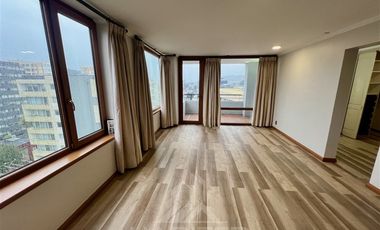 Departamento en Arriendo en COD39096 Gran Departamento de 3 Pisos Sector Av. Alemania Temuco