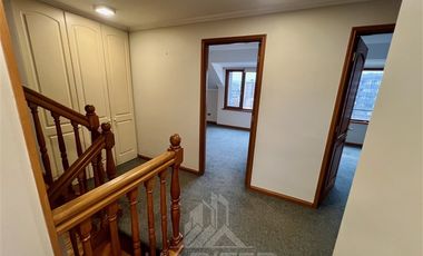 Departamento en Arriendo en COD39096 Gran Departamento de 3 Pisos Sector Av. Alemania Temuco