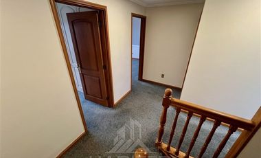 Departamento en Arriendo en COD39096 Gran Departamento de 3 Pisos Sector Av. Alemania Temuco