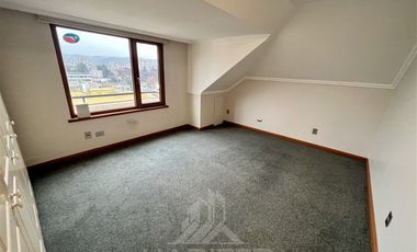 Departamento en Arriendo en COD39096 Gran Departamento de 3 Pisos Sector Av. Alemania Temuco