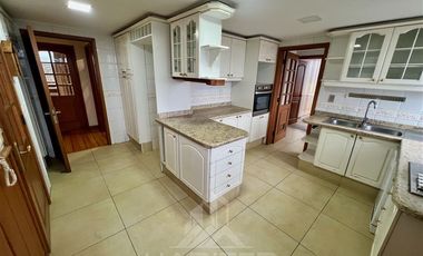 Departamento en Arriendo en COD39096 Gran Departamento de 3 Pisos Sector Av. Alemania Temuco