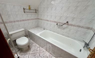 Departamento en Arriendo en COD39096 Gran Departamento de 3 Pisos Sector Av. Alemania Temuco