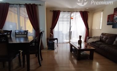 Casa en Venta en Santa Estela 2458