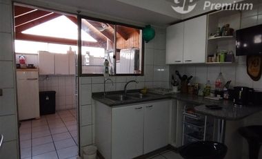 Casa en Venta en Santa Estela 2458