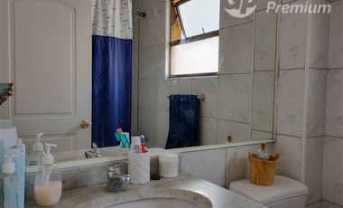 Casa en Venta en Santa Estela 2458