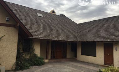 Casa en Arriendo en CAMINO LOS GTRAPENCES