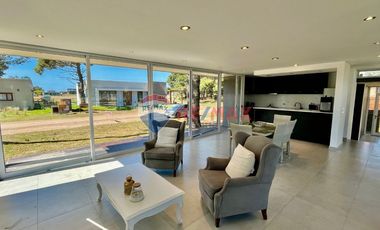 CASA VENTA 4 AMBIENTES ECUESTRE COSTA ESMERALDA